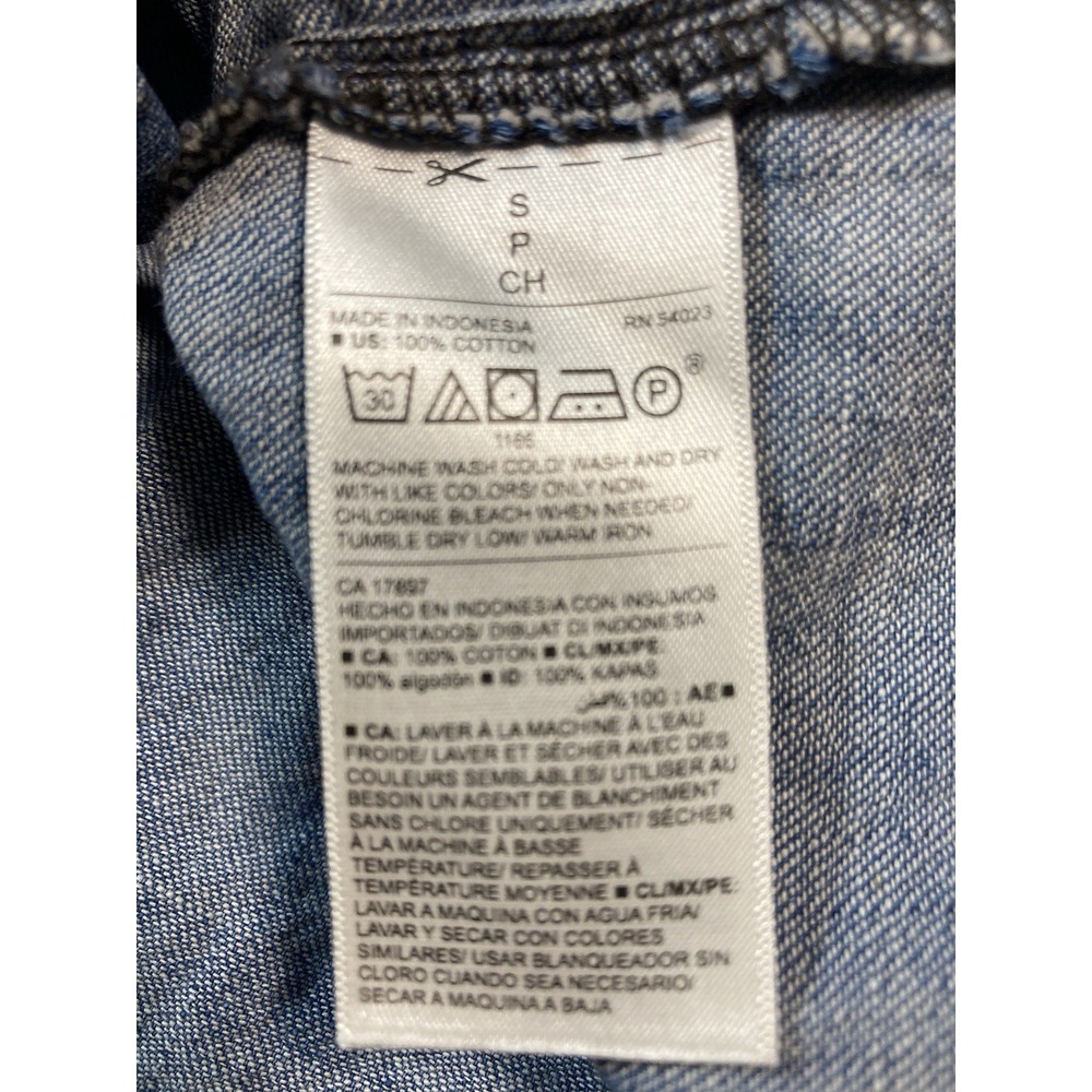 Old Navy Women's Blue Denim Ruffle Shirt Blouse Size Small 100% Cotton Romantic - Picture 6 of 7